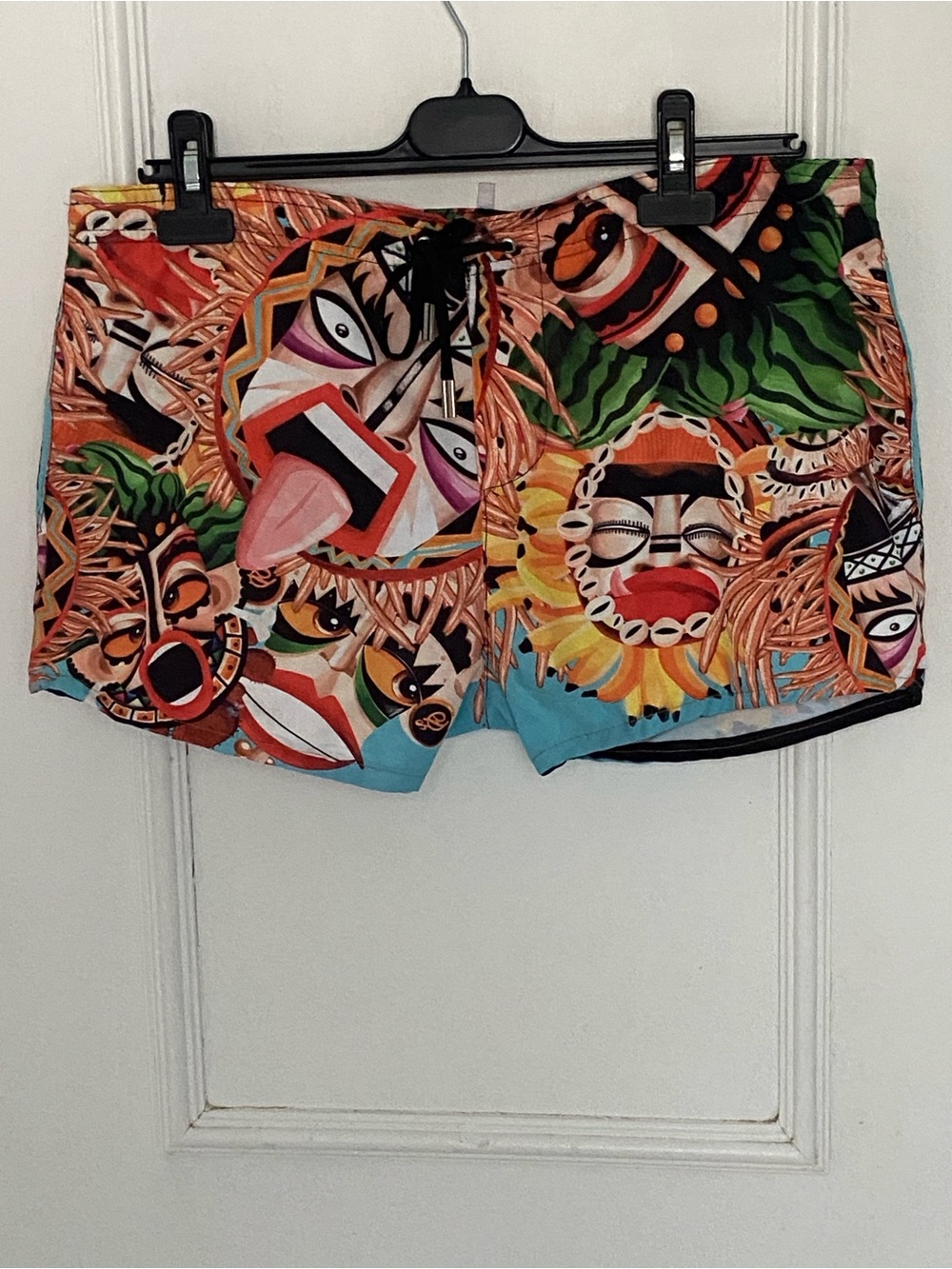 DSquared2 Men's Tropical Tribal Mask Print Swim Shorts -Made in 🇮🇹